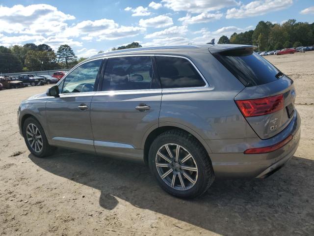 Фото 2 - AUDI Q7