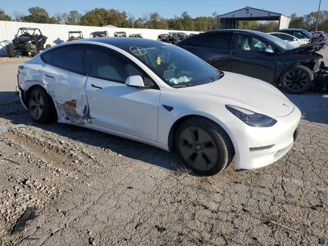 Фото 4 - TESLA MODEL 3