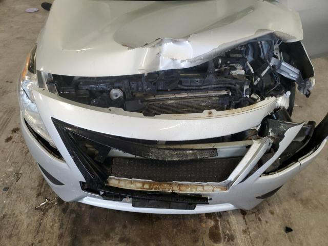 Фото 11 - NISSAN VERSA