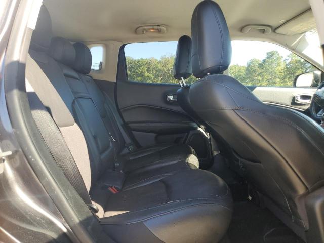 Фото 10 - JEEP COMPASS