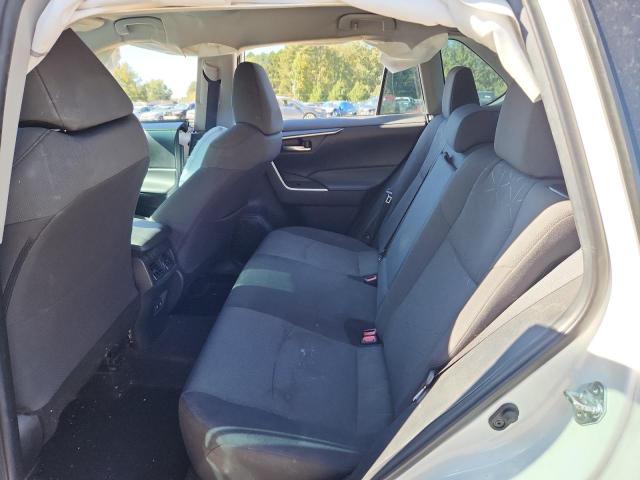 Фото 10 - TOYOTA RAV4