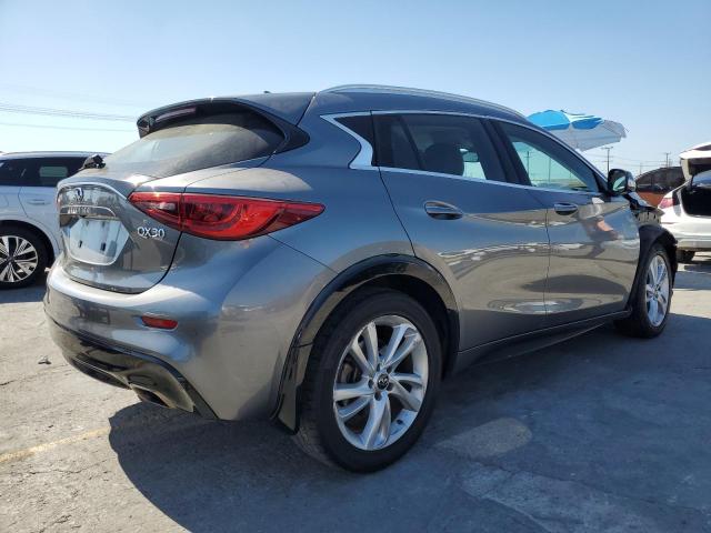 Фото 3 - INFINITI QX30