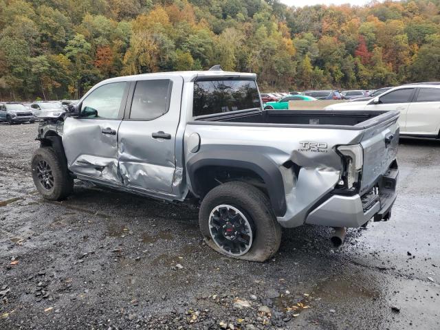 Фото 2 - TOYOTA TACOMA