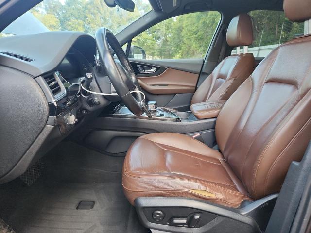 Фото 7 - AUDI Q7