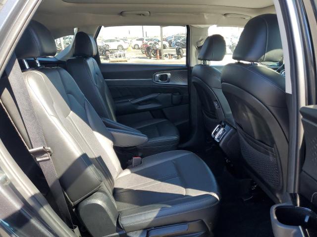 Фото 11 - KIA SORENTO