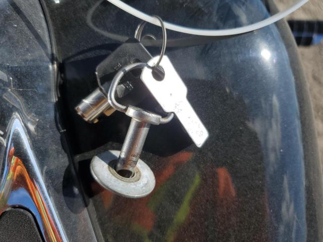 HARLEY-DAVIDSON FL 2005