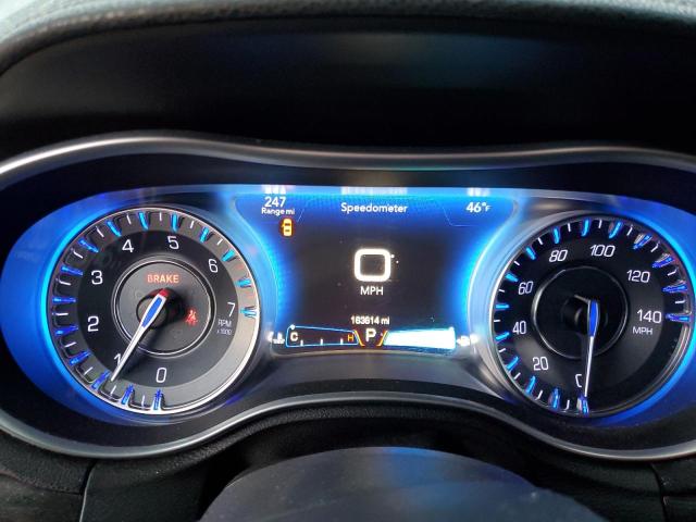 Фото 9 - CHRYSLER 300