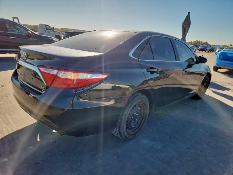 Фото 3 - TOYOTA CAMRY