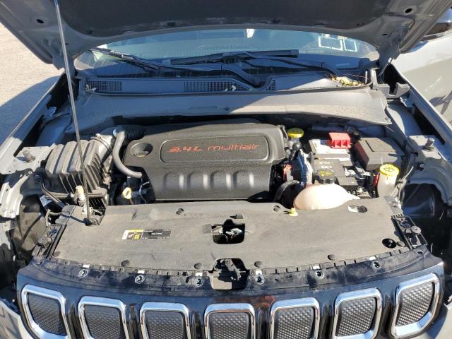 Фото 12 - JEEP COMPASS