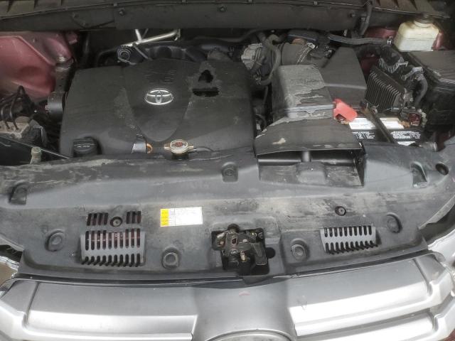 Фото 11 - TOYOTA HIGHLANDER