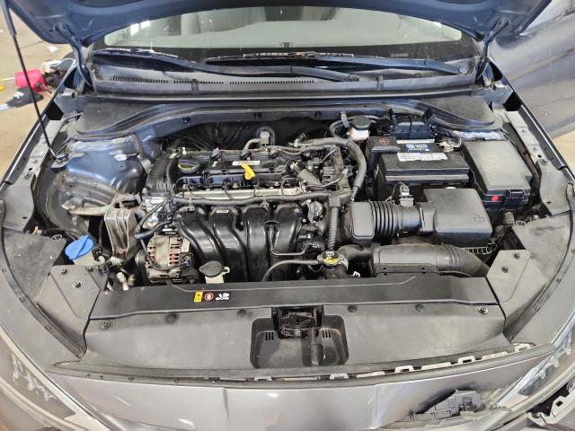 Фото 11 - HYUNDAI ELANTRA