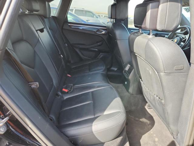 Фото 10 - PORSCHE MACAN