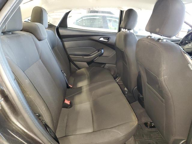 Фото 10 - FORD FOCUS