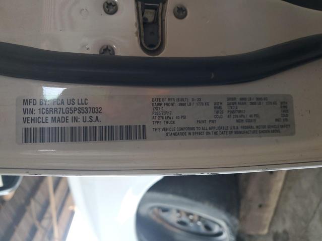 Фото 13 - RAM 1500