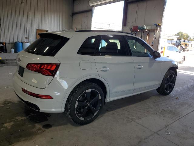 Фото 3 - AUDI SQ5