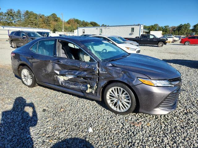 Фото 4 - TOYOTA CAMRY