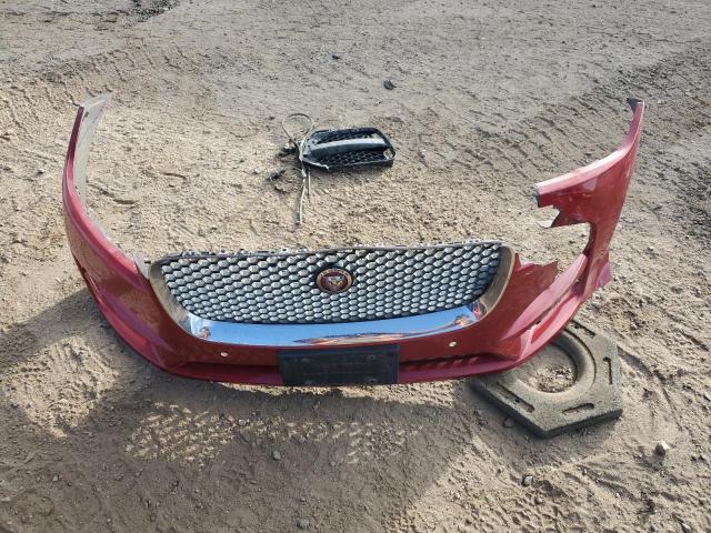 Фото 13 - JAGUAR F-PACE