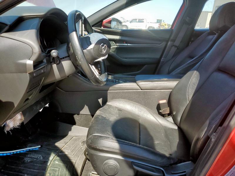 Фото 7 - MAZDA 3