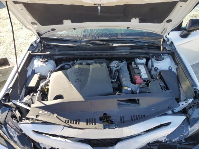 Фото 11 - TOYOTA CAMRY