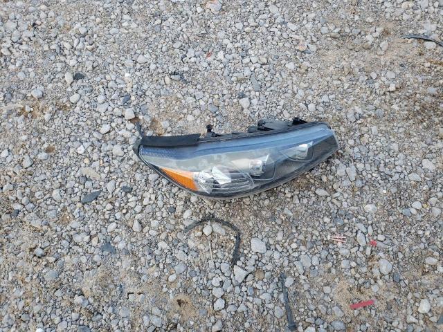 Фото 13 - KIA SORENTO