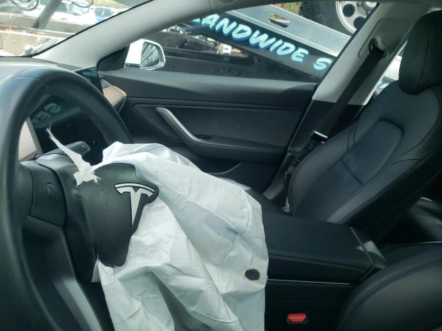 Фото 8 - TESLA MODEL 3