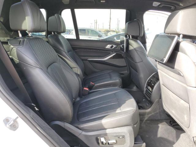 Фото 11 - BMW X7