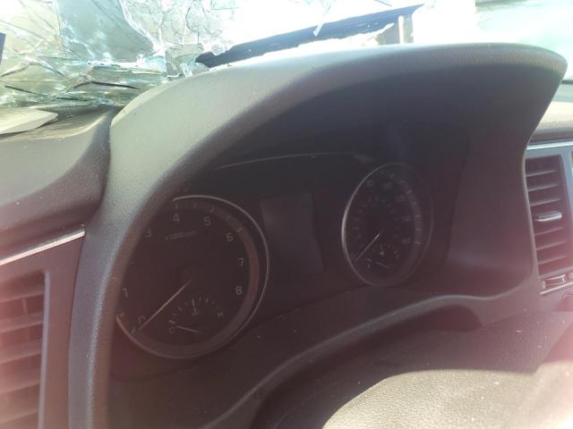 Фото 9 - HYUNDAI ELANTRA