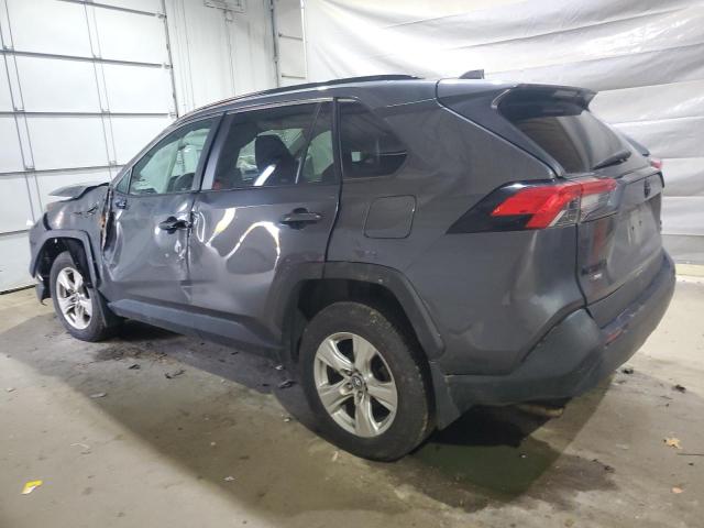 Фото 2 - TOYOTA RAV4