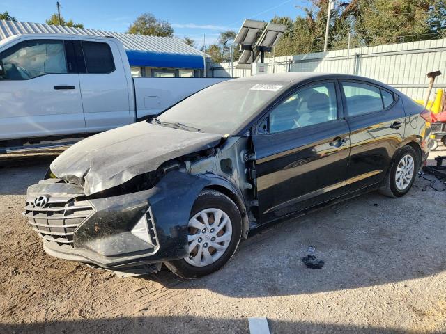 Фото 1 - HYUNDAI ELANTRA