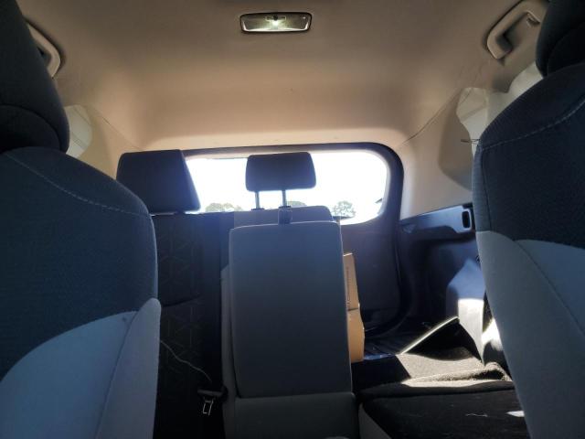 Фото 10 - TOYOTA RAV4