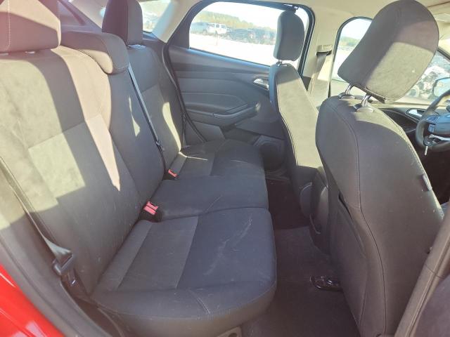 Фото 10 - FORD FOCUS