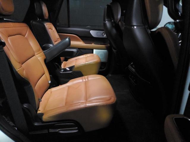 Фото 11 - LINCOLN NAVIGATOR