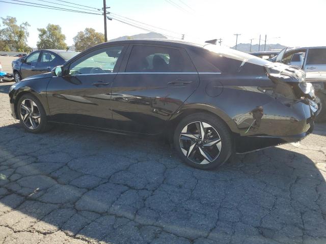 Фото 2 - HYUNDAI ELANTRA