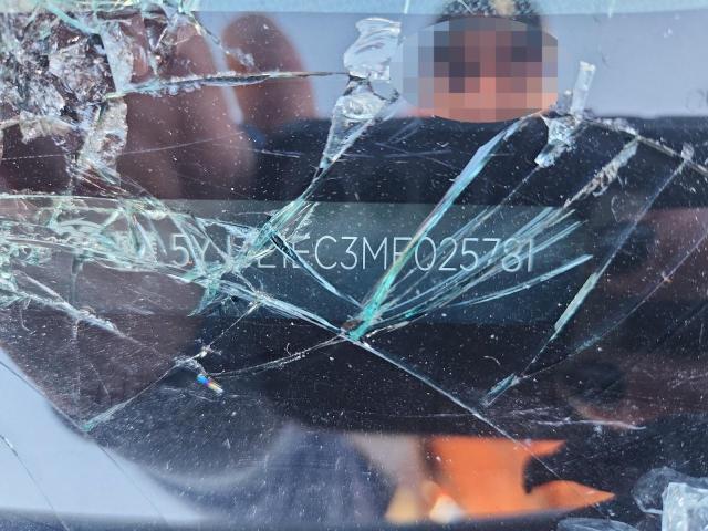 Фото 12 - TESLA MODEL 3