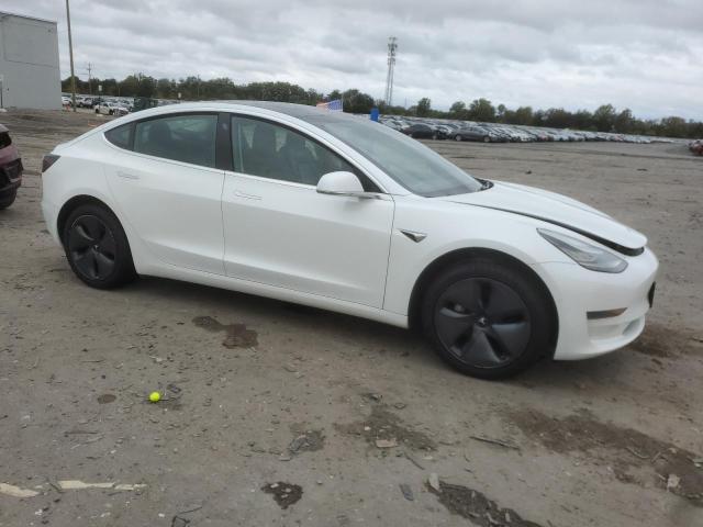 Фото 4 - TESLA MODEL 3