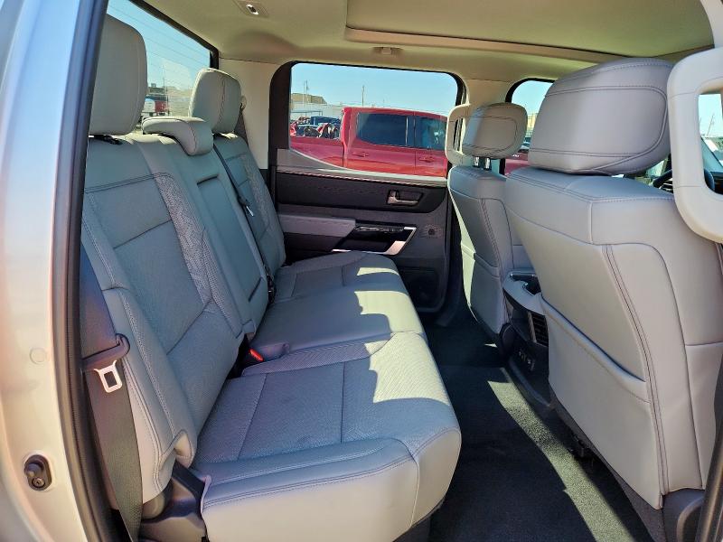 Фото 10 - TOYOTA TUNDRA