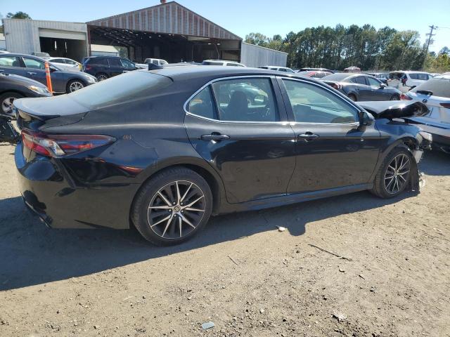 Фото 3 - TOYOTA CAMRY