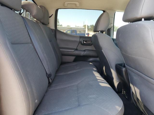 Фото 10 - TOYOTA TACOMA