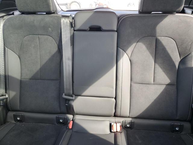 Фото 10 - VOLVO XC40