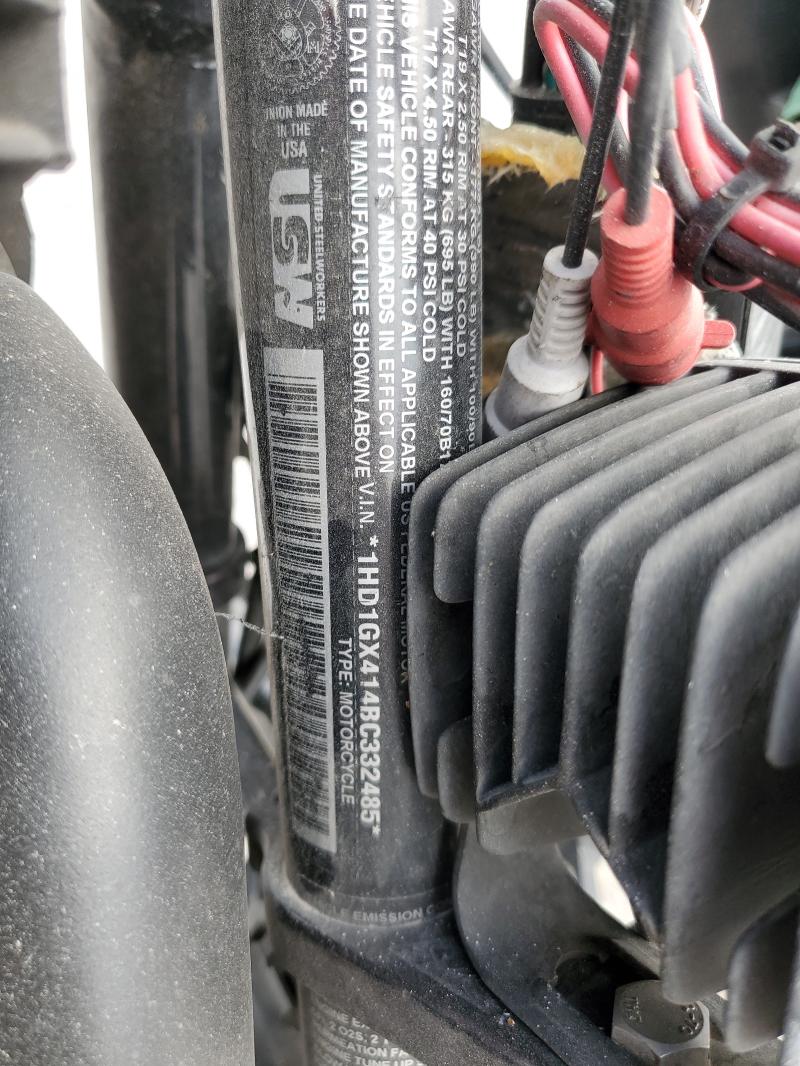 HARLEY-DAVIDSON FX 2011