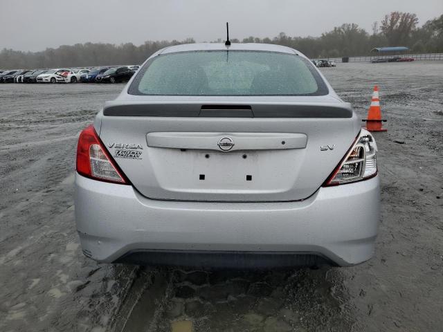 Фото 6 - NISSAN VERSA