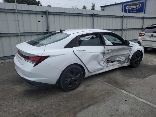 Фото 3 - HYUNDAI ELANTRA