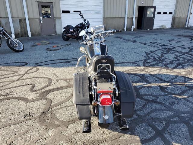 HARLEY-DAVIDSON FL 2005