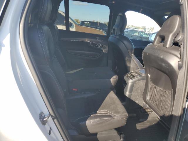 Фото 11 - VOLVO XC90