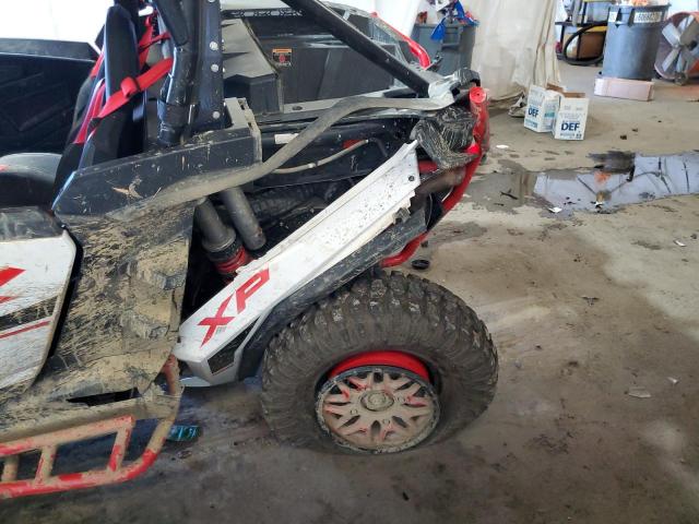 POLARIS SIDEBYSIDE 2024