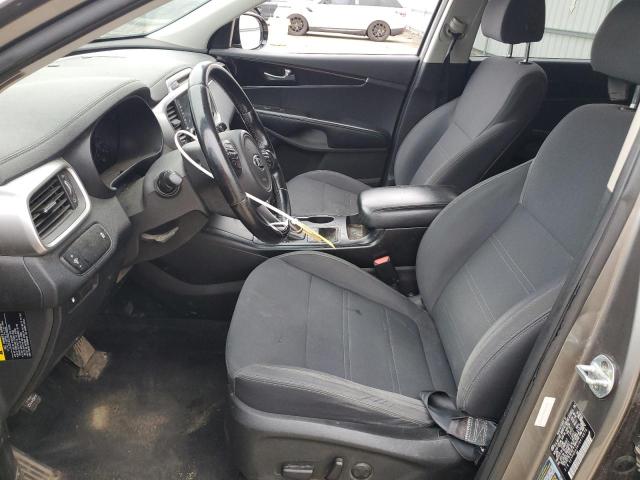 Фото 7 - KIA SORENTO