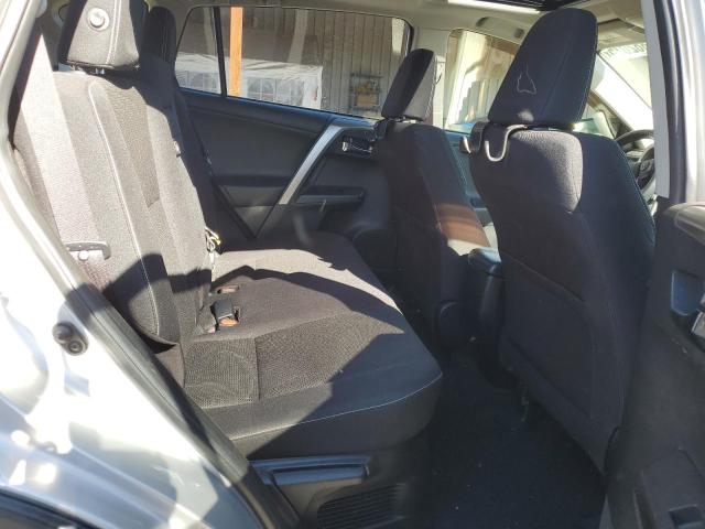 Фото 10 - TOYOTA RAV4