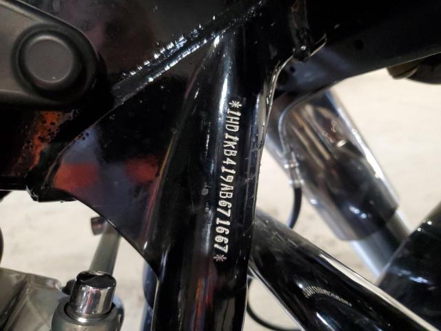 HARLEY-DAVIDSON FL 2010