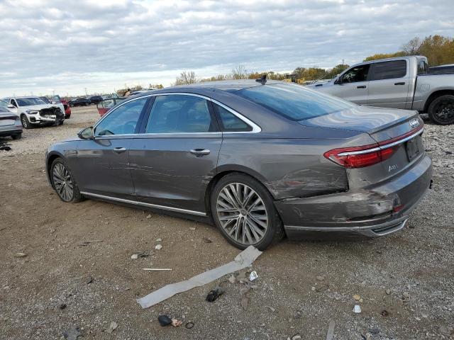 Фото 2 - AUDI A8