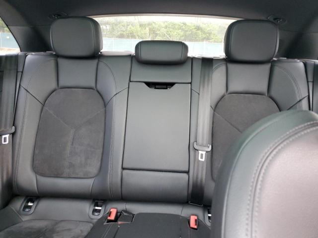 Фото 10 - PORSCHE MACAN